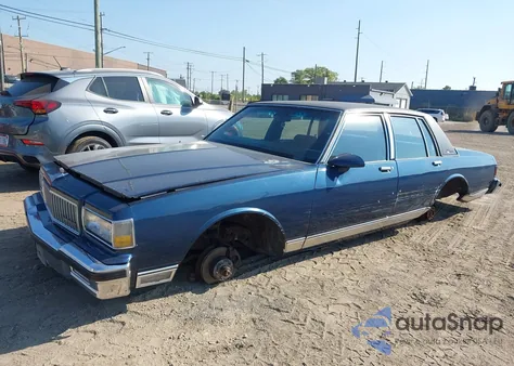1989 Chevrolet Caprice Classic Brougham z USA, uszkodzony, nr VIN 1G1BU51EXKR122442